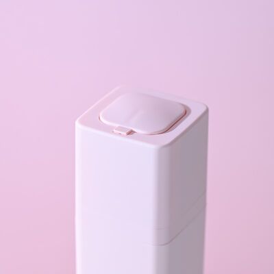 Kinpack ক্লাসিক 15ml 30ml 50ml স্কিনকেয়ার প্রোডাক্ট সেট স্কয়ার এয়ারলেস বোতল রোটারি হেড পিপি পাম্প স্প্রেয়ার সিলিং কসমেটিক প্যাকিং