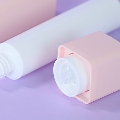 স্কিন কেয়ার সিরামের জন্য লাক্সারি এয়ারলেস পাম্প বোতল ১৫ মিলি ৩০ মিলি ৫০ মিলি টুইস্ট লোশন পাম্প বোতল ফেস ক্রিম রিমুভার ক্রিম